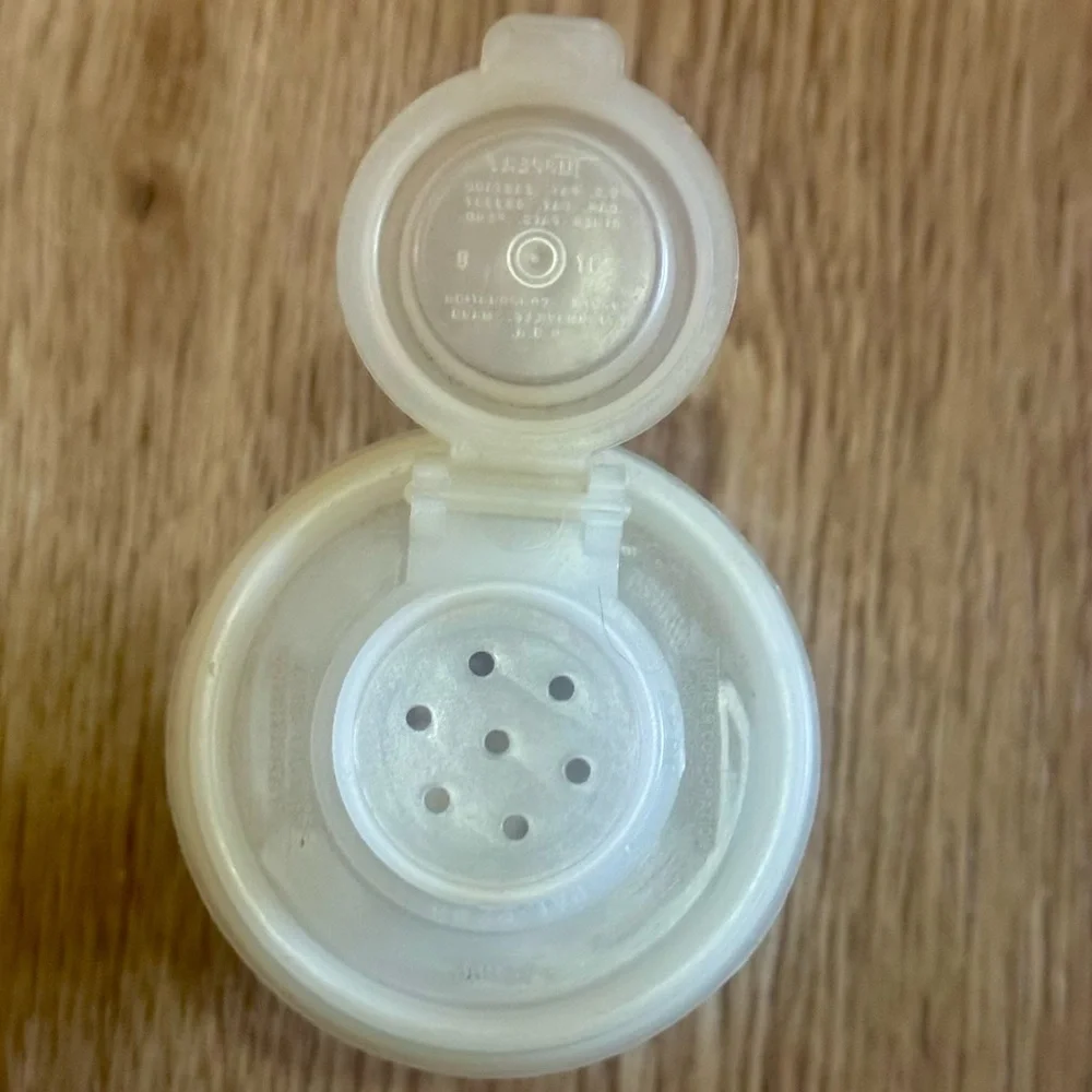 Vintage Tupperware Salt & Pepper Shaker Container Flip Top Lid Made in USA
